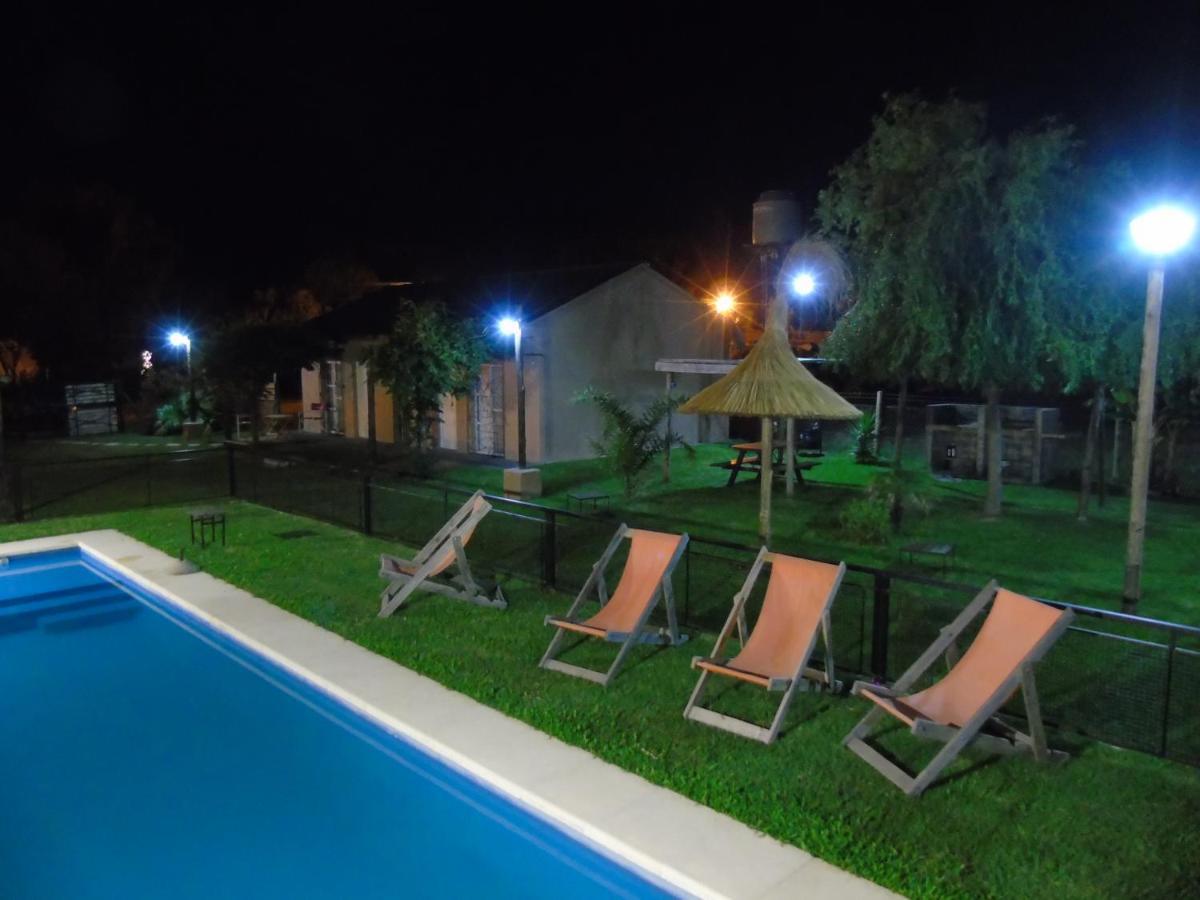 Aitue Bungalows Gualeguaychu Ngoại thất bức ảnh