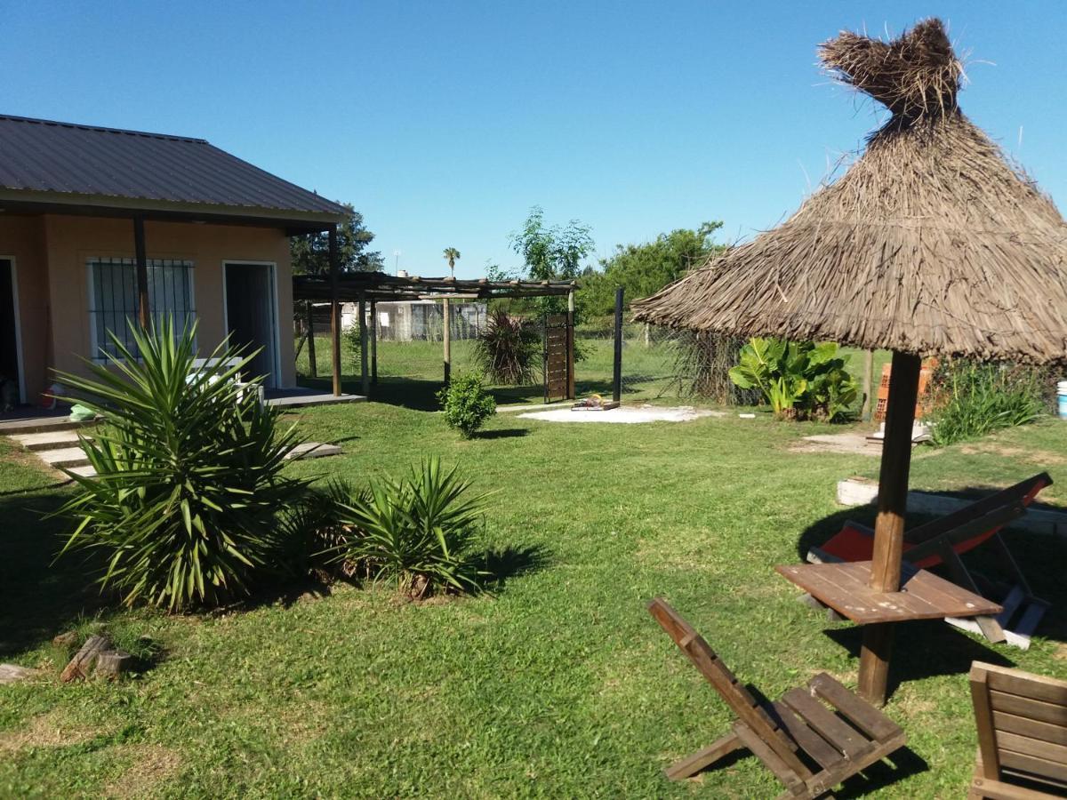 Aitue Bungalows Gualeguaychu Ngoại thất bức ảnh